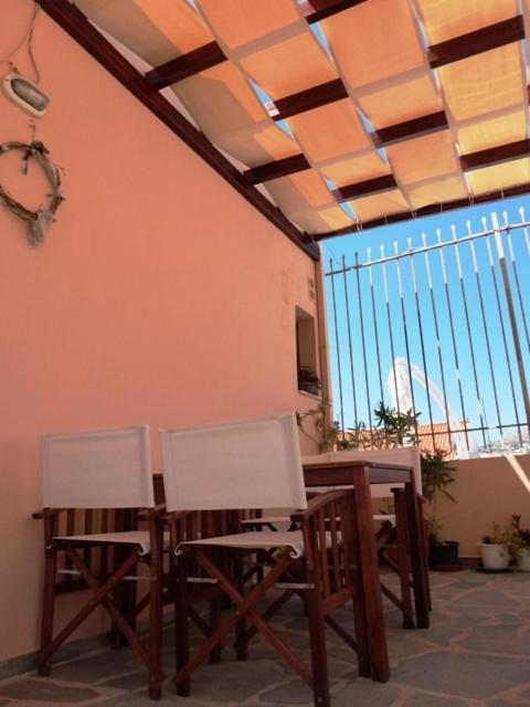 Aparthotel Odos Odysseos Ermoupoli Exterior foto